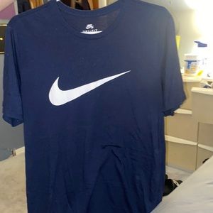 Nike dri fit tee shirt